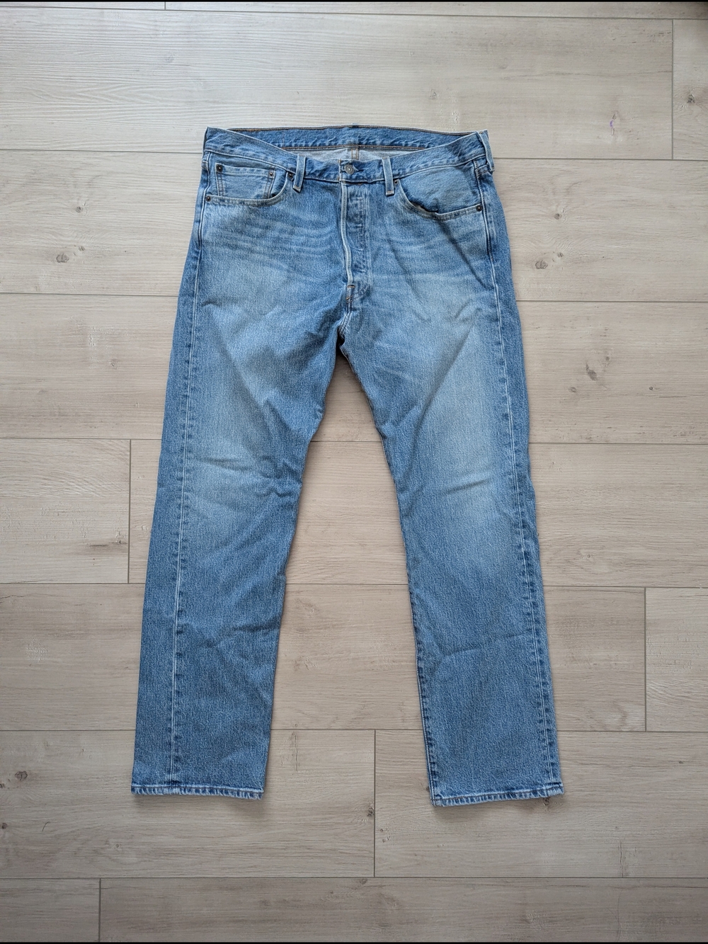 Levi's 501 Mens 35x30 Original Fit Straight Leg Button Fly Light Blue Denim